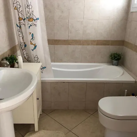 Immaculate 2 Bedroom